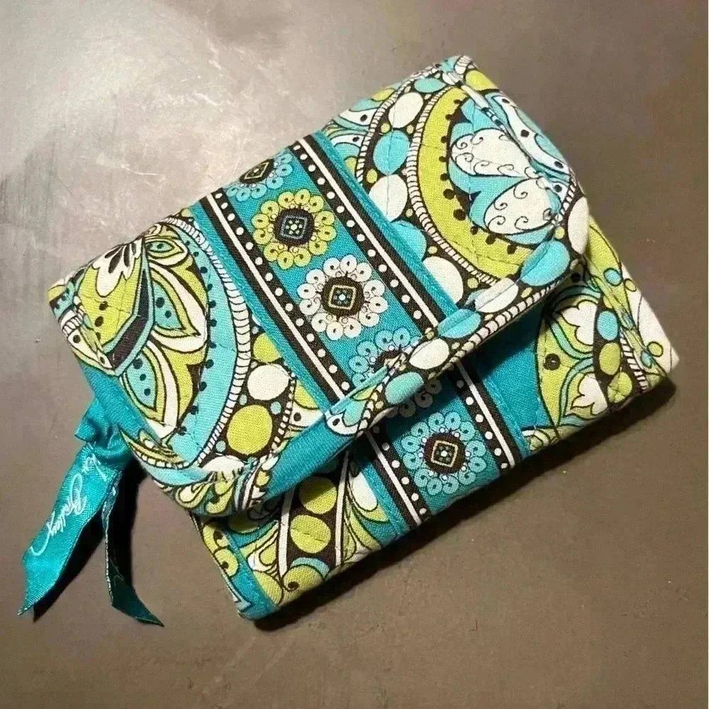 Vera Bradley wallet
